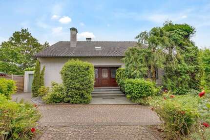 Haus Kaarst - 9 Zimmer, 246 m&sup2;, 729.000&euro; | Angebot:26033108