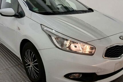 Kia ceed / Ceed 84.700 km 6.499 &euro; Düsseldorf 40591