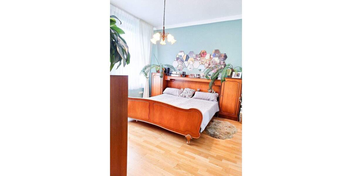 Mehrfamilienhaus, Wohnhaus Krefeld Linn - 8 Zimmer, 204 m&sup2;, 570.000&euro; | Angebot:25755263
