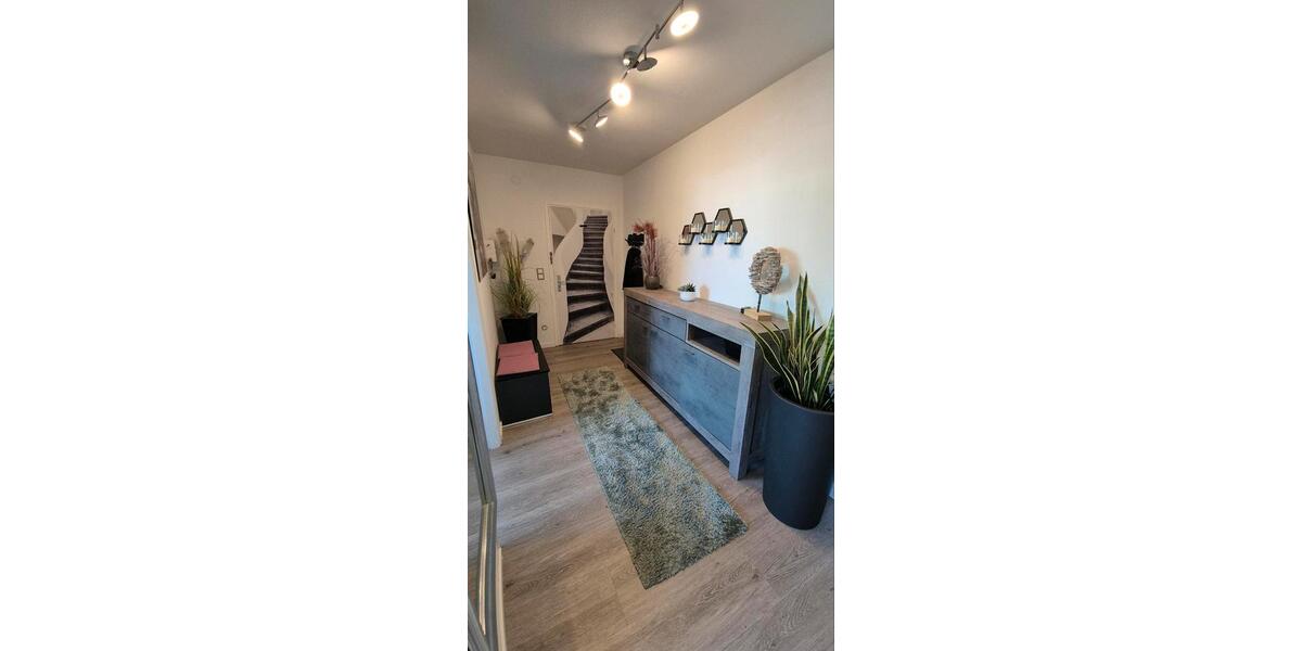 Hochparterre Krefeld Dießem - 2 Zimmer, 59 m&sup2;, 160.000&euro; | Angebot:26552344