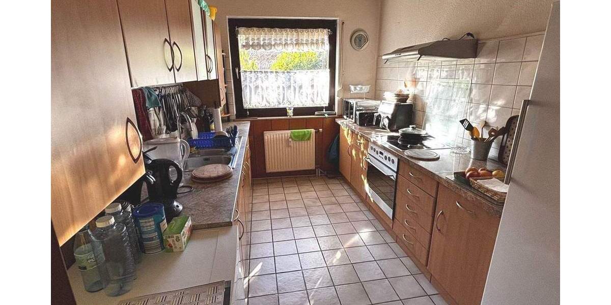 Etagenwohnung Krefeld Cracau - 3 Zimmer, 95 m&sup2;, 169.000&euro; | Angebot:25741183