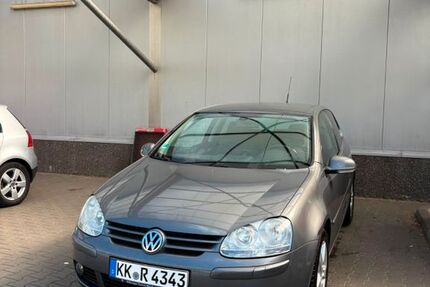 VW Golf 140.000 km 4.000 &euro; Viersen 41748