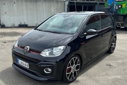 VW up! 9.900 km 17.990 &euro; Essen 45356