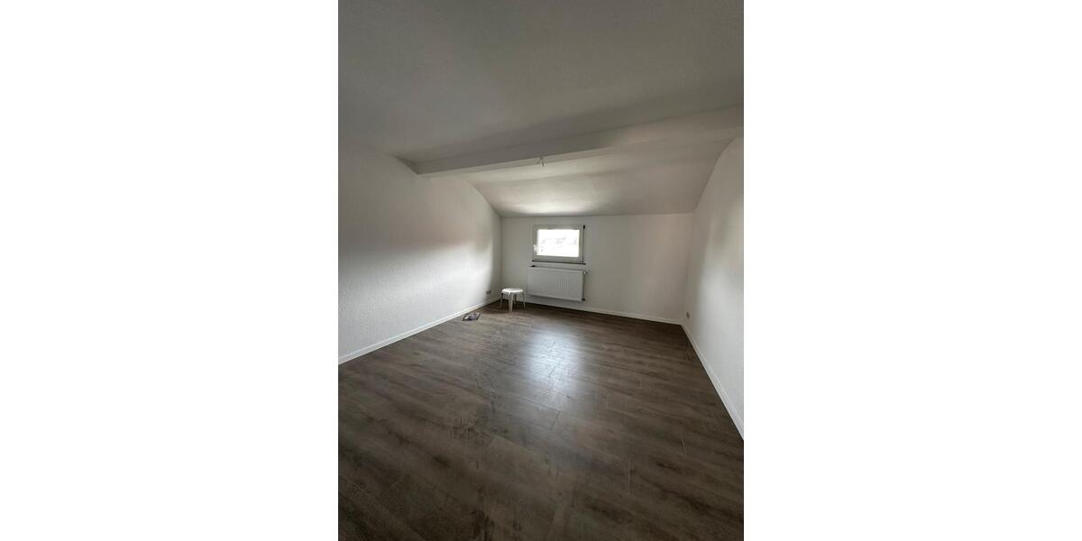 Dachgeschoßwohnung Gladbeck Brauck - 2.5 Zimmer, 50 m&sup2;, 450&euro; | Angebot:26538321