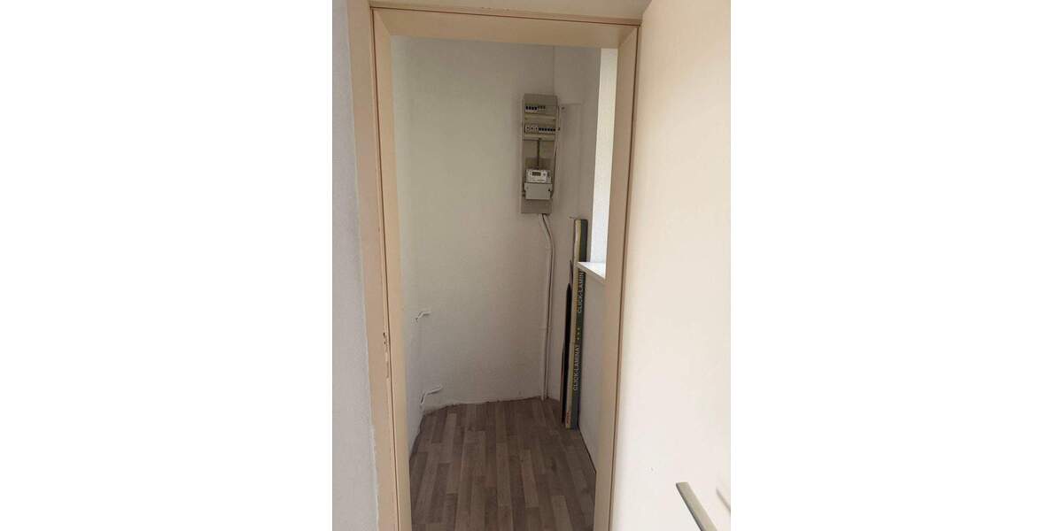 Etagenwohnung Duisburg Dellviertel - 3 Zimmer, 93 m&sup2;, 590&euro; | Angebot:25927892
