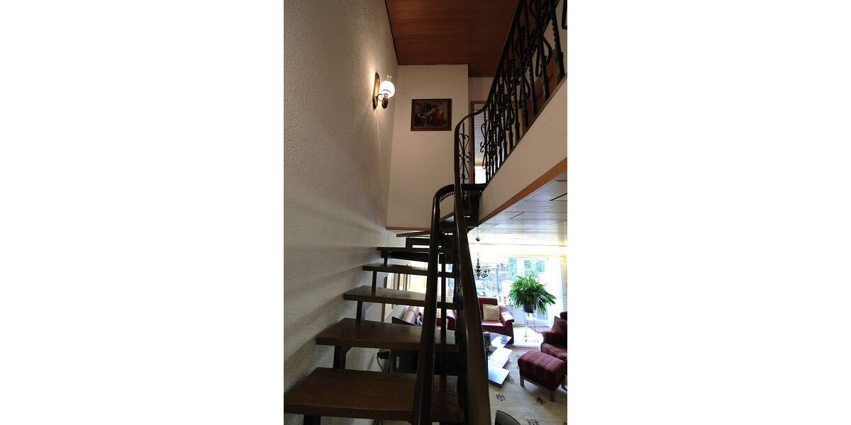 Reihenmittelhaus Gladbeck Zweckel - 6 Zimmer, 150 m&sup2;, 385.000&euro; | Angebot:25683226