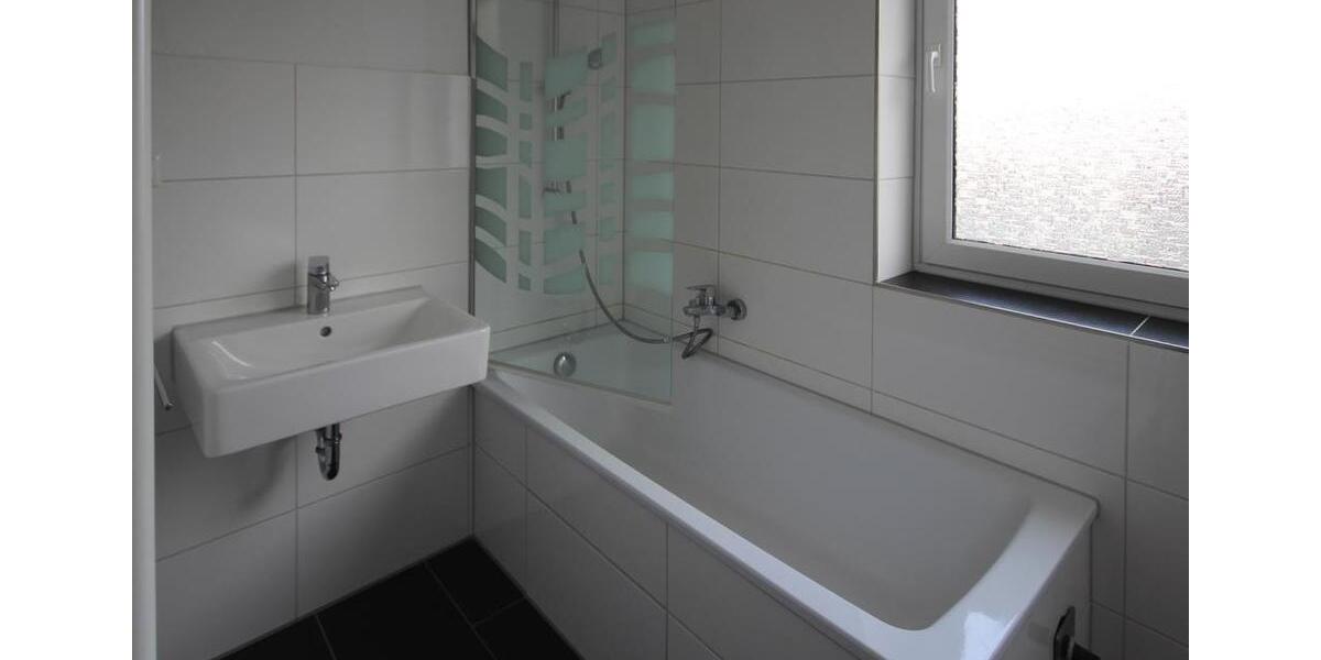 Etagenwohnung Krefeld Fischeln - 3 Zimmer, 76 m&sup2;, 650&euro; | Angebot:25861523