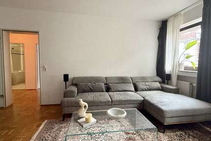 Wohnung Düsseldorf Niederkassel - 2 Zimmer, 61 m&sup2;, 976&euro; | Angebot:27330898