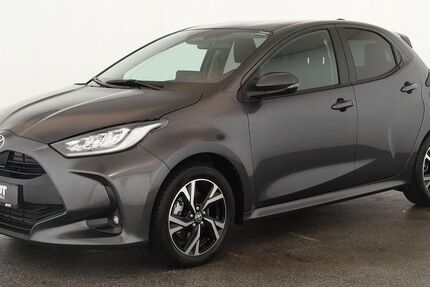 Toyota Yaris 10.700 km 23.684 &euro; Düsseldorf 40233