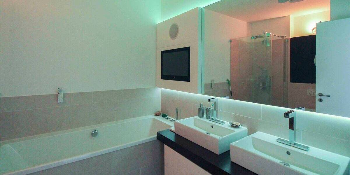 Etagenwohnung Düsseldorf Pempelfort - 2 Zimmer, 90 m&sup2;, 645.000&euro; | Angebot:26028511