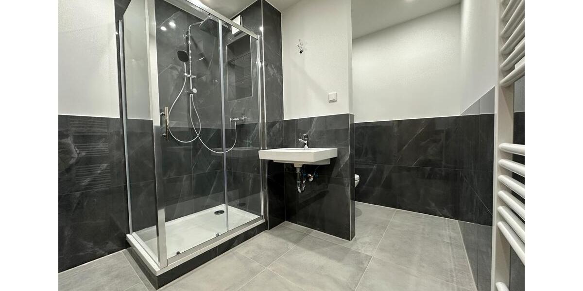 Etagenwohnung Düsseldorf Düsseltal - 2 Zimmer, 68 m&sup2;, 1.355&euro; | Angebot:25551511