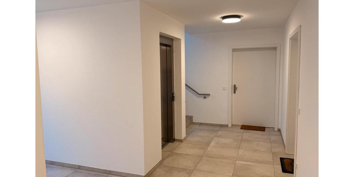 Etagenwohnung Wesel Bislich - 3 Zimmer, 88 m&sup2;, 1.052&euro; | Angebot:25838652