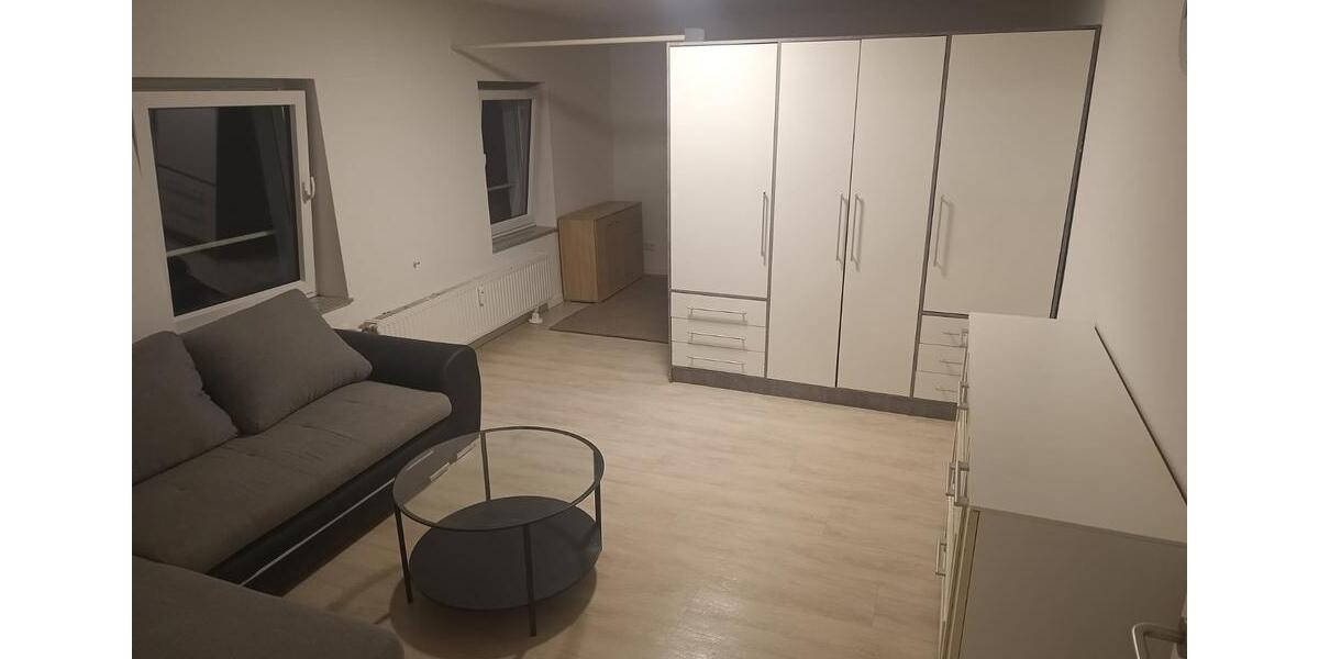 Dachgeschoßwohnung Krefeld - 1 Zimmer, 41 m&sup2;, 600&euro; | Angebot:25968676