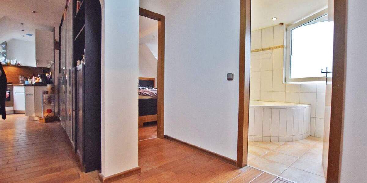 Einfamilienhaus Essen Rüttenscheid - 4 Zimmer, 185.000&euro; | Angebot:25696390