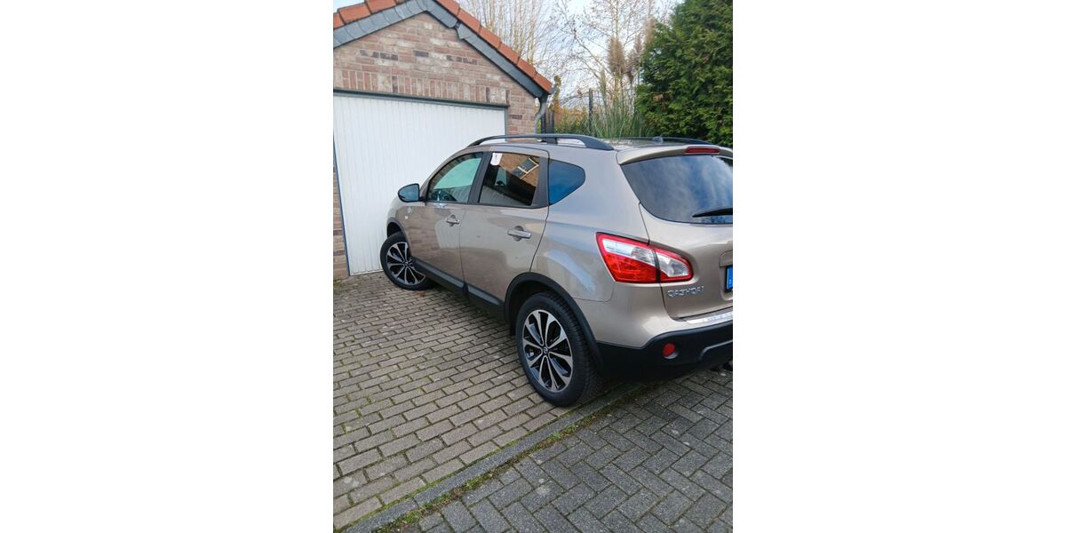 Nissan Qashqai 55.000 km 8.990 &euro; Wachtendonk 47669