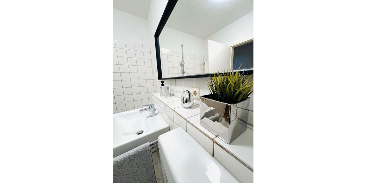 Etagenwohnung Düsseldorf Flingern Süd - 2 Zimmer, 55 m&sup2;, 1.450&euro; | Angebot:26704969