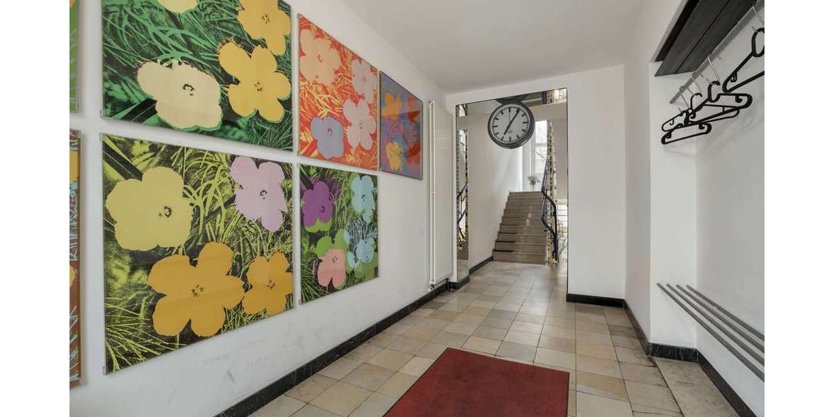 Einfamilienhaus Düsseldorf Düsseltal - 10 Zimmer, 310 m&sup2;, 2.200.000&euro; | Angebot:26015387