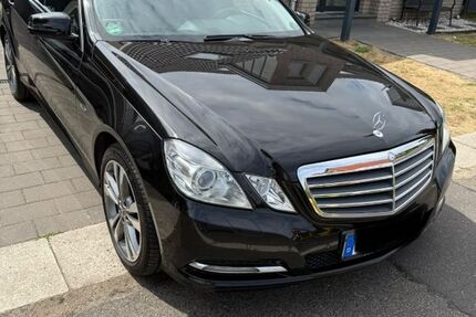 Mercedes-Benz E 220 267.000 km 6.350 &euro; Grefrath 47929