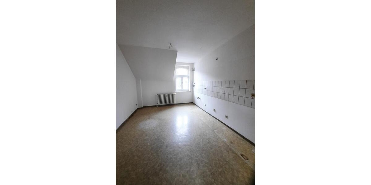 Dachgeschoßwohnung Duisburg Hamborn - 3.5 Zimmer, 69 m&sup2;, 369&euro; | Angebot:24542897