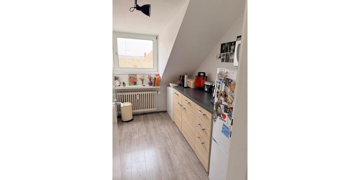 Dachgeschoßwohnung Essen Stadtbezirk IX - 2.5 Zimmer, 60 m&sup2;, 570&euro; | Angebot:25875982