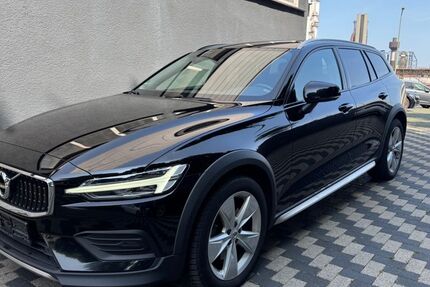 Volvo V60 168.200 km 22.950 &euro; Duisburg 47259