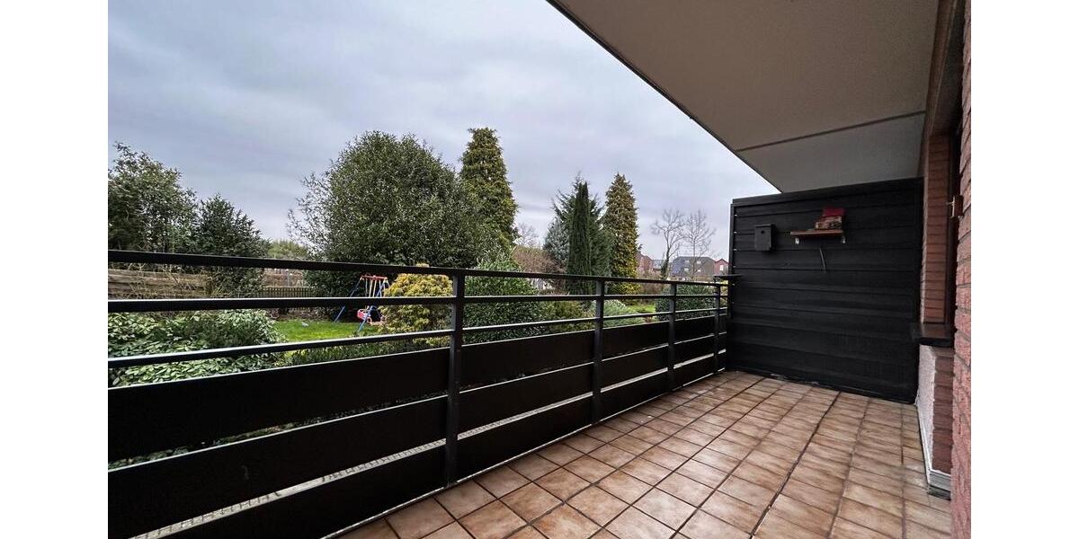 Erdgeschoßwohnung Moers - 3 Zimmer, 92 m&sup2;, 1.100&euro; | Angebot:25903455