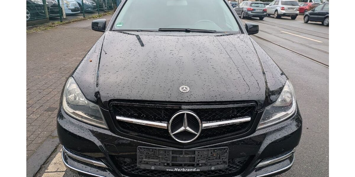 Mercedes-Benz C 180 180.000 km 6.499 &euro; Essen 45359
