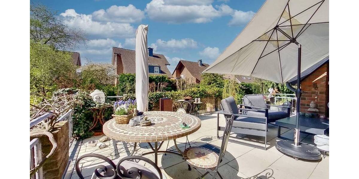 Einfamilienhaus Neuss Furth-Mitte - 9 Zimmer, 302 m&sup2;, 1.250.000&euro; | Angebot:25662737