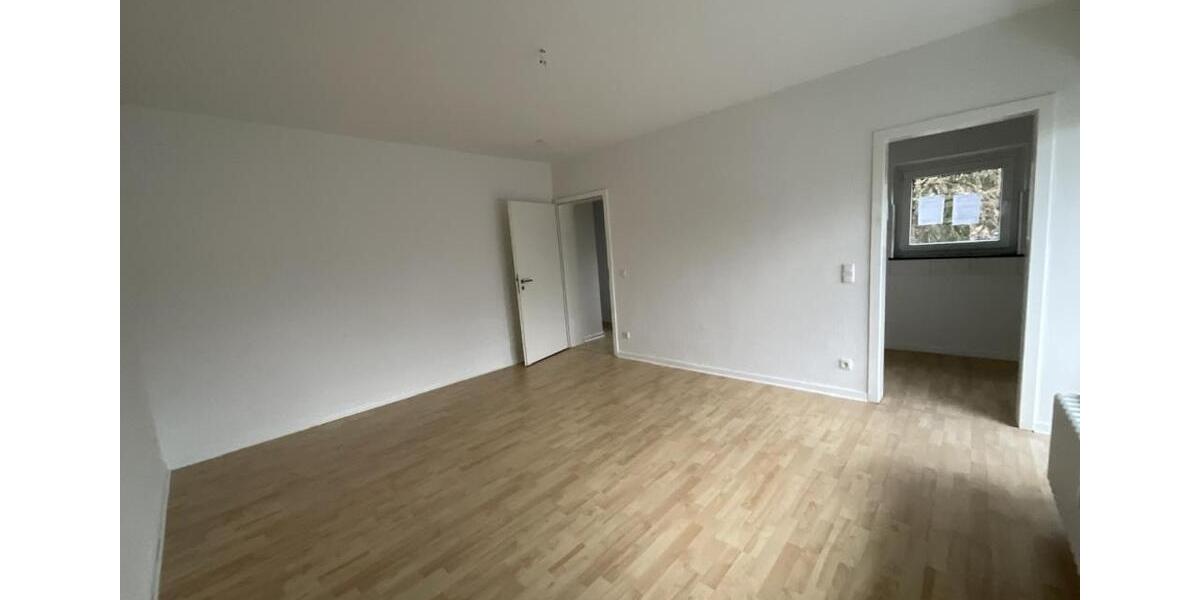 Etagenwohnung Duisburg Duisburg-Mitte - 1 Zimmer, 31 m&sup2;, 579&euro; | Angebot:22940572