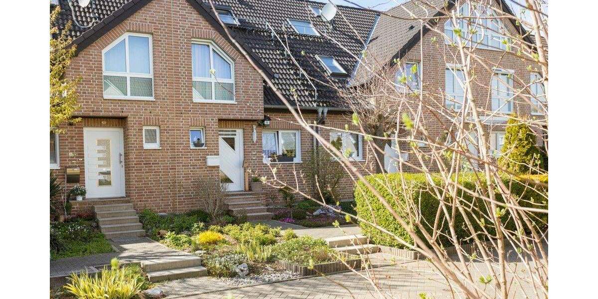 Reihenmittelhaus Düsseldorf Wittlaer - 4 Zimmer, 125 m&sup2;, 2.500&euro; | Angebot:25687751