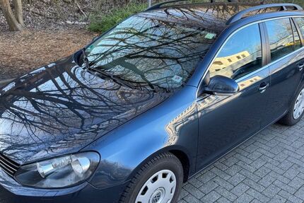 VW Golf 228.000 km 2.999 &euro; Essen 45133