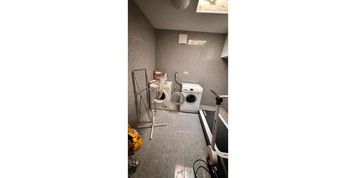 Etagenwohnung Essen Stadtkern - 3 Zimmer, 134 m&sup2;, 1.230&euro; | Angebot:25853085