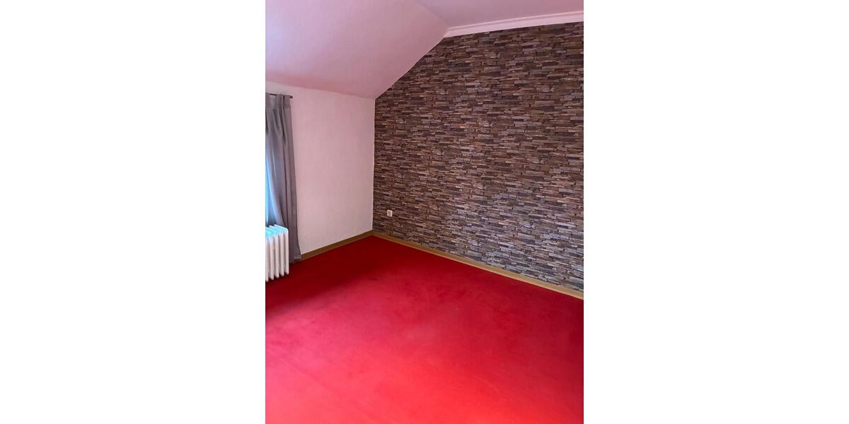 Dachgeschoßwohnung Duisburg Essenberg - 2 Zimmer, 53 m&sup2;, 620&euro; | Angebot:25825828