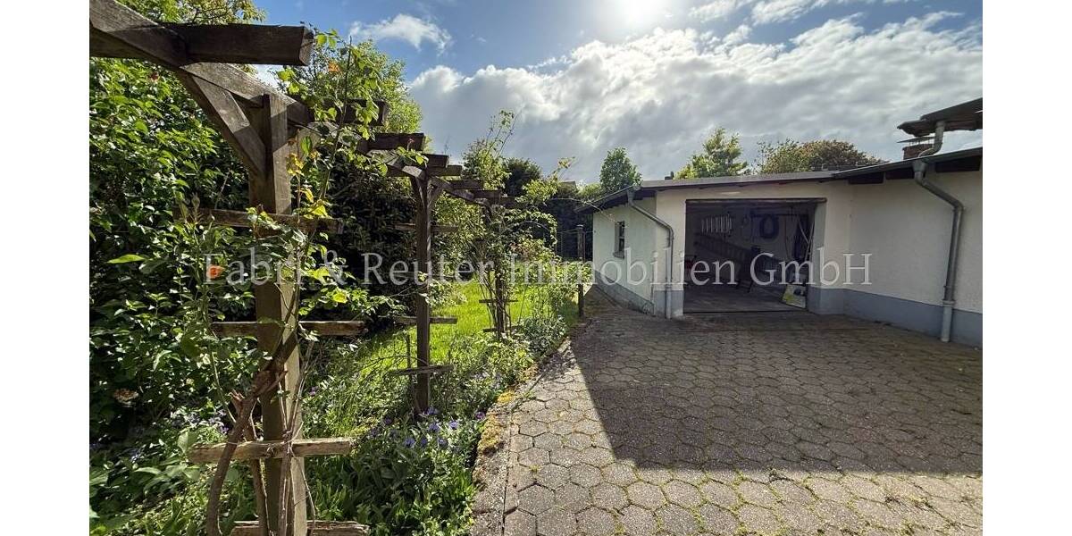 Doppelhaushälfte Grefrath - 5 Zimmer, 100 m&sup2;, 265.000&euro; | Angebot:26733372