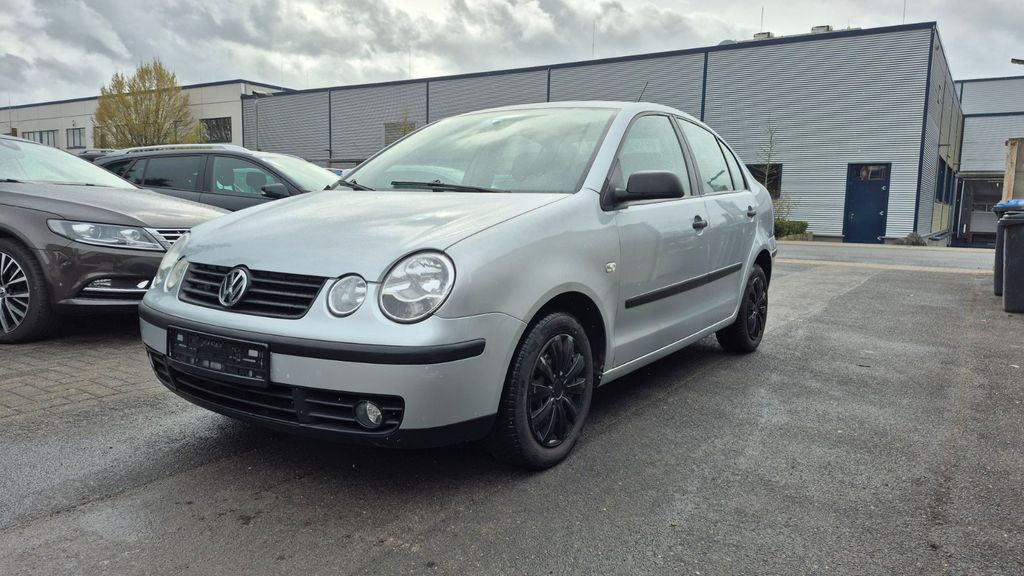 VW Polo 144.000 km 2.500 &euro; Rheinberg 47495