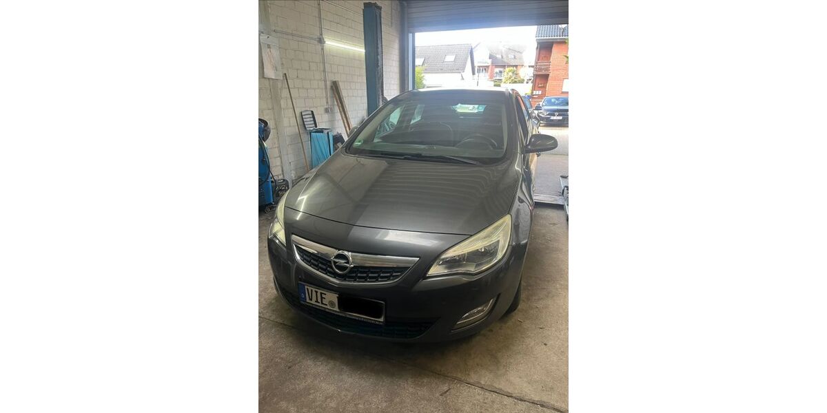 Opel Astra 170.000 km 3.000 &euro; Grefrath 47929