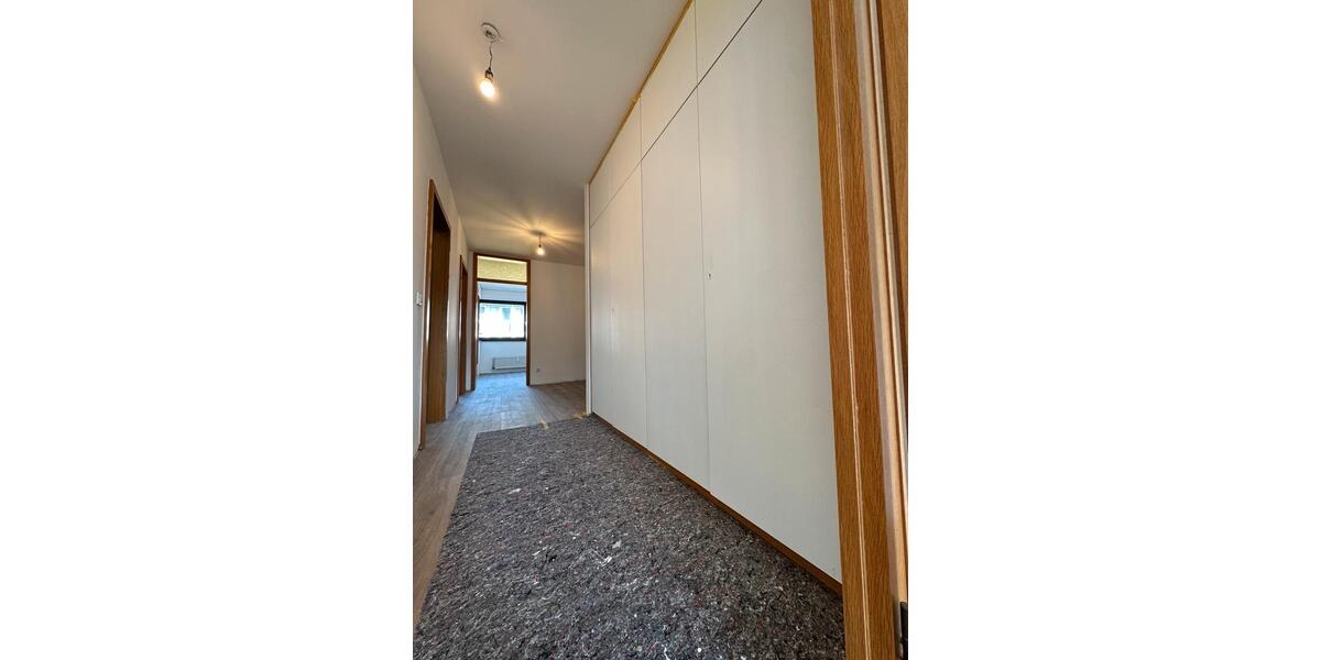 Etagenwohnung Düsseldorf Düsseltal - 2 Zimmer, 68 m&sup2;, 1.400&euro; | Angebot:25957360