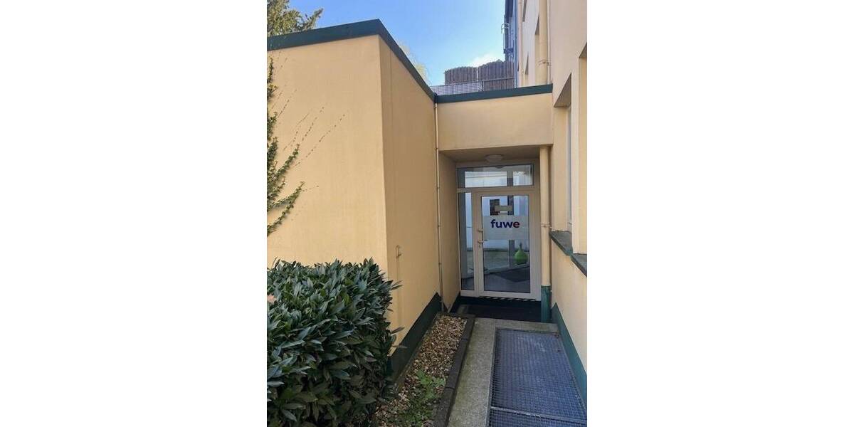 Gewerbeobjekt Krefeld Cracau - 3 Zimmer, 125 m&sup2;, 1.060&euro; | Angebot:26555087