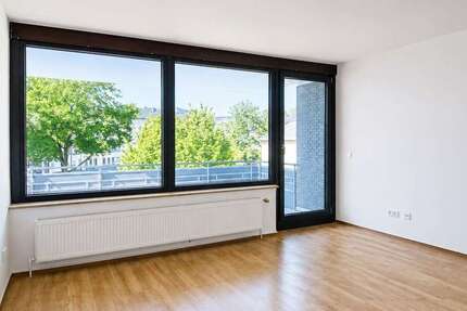 Wohnung Krefeld-Zentrum Zentrum - 3 Zimmer, 78 m&sup2;, 670&euro; | Angebot:27097841