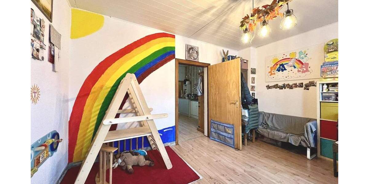 Mehrfamilienhaus, Wohnhaus Krefeld Uerdingen - 6 Zimmer, 145 m&sup2;, 259.000&euro; | Angebot:25692546