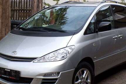 Toyota Previa 218.000 km 5.840 &euro; Düsseldorf 40468