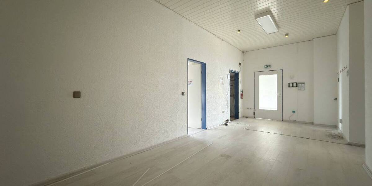 Einfamilienhaus Oberhausen Lirich-Nord - 9 Zimmer, 2.300&euro; | Angebot:26585910