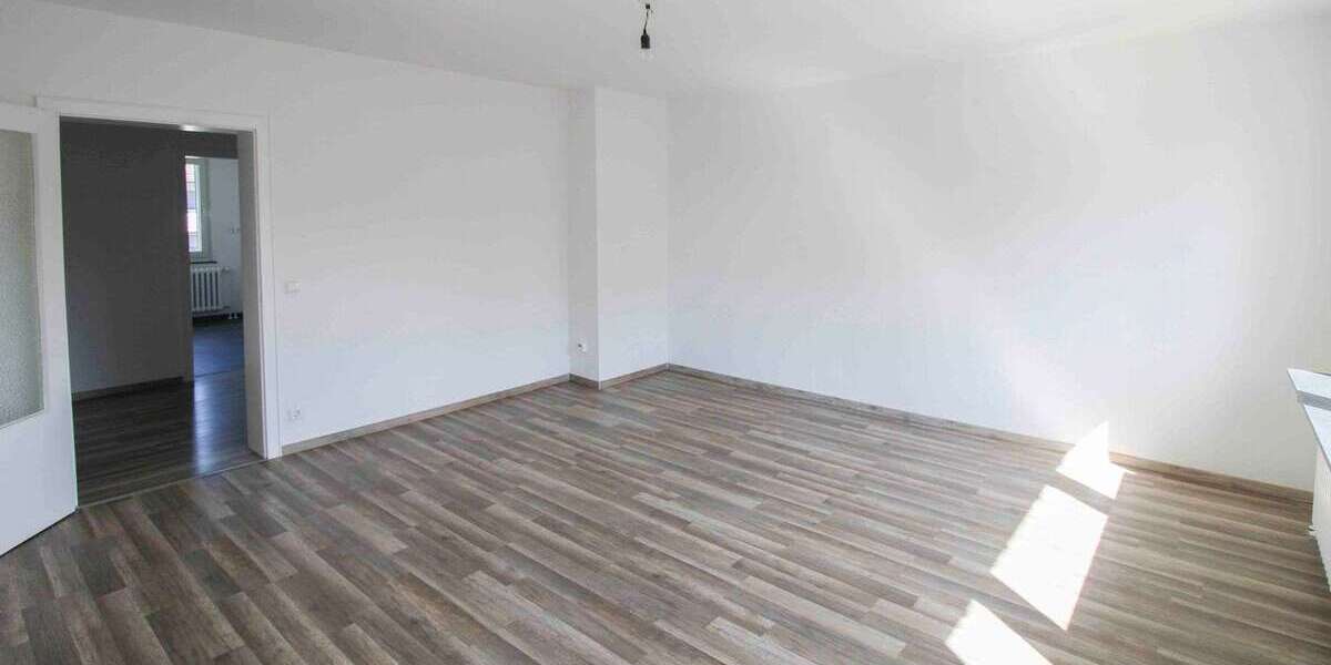 Etagenwohnung Duisburg Rheinhausen - 3 Zimmer, 74 m&sup2;, 165.000&euro; | Angebot:26751248