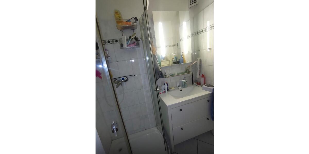 Etagenwohnung Essen Südviertel - 3 Zimmer, 80 m&sup2;, 720&euro; | Angebot:25975000