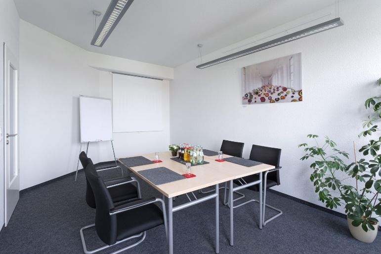 Gewerbeobjekt Ratingen Ost - 750&euro; | Angebot:25872381