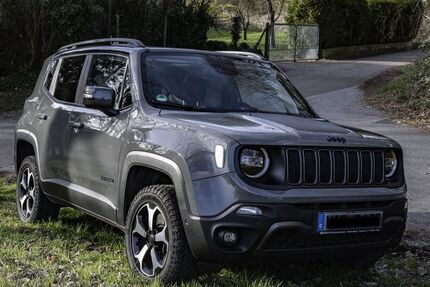 Jeep Renegade 61.000 km 21.099 &euro; Krefeld 47802