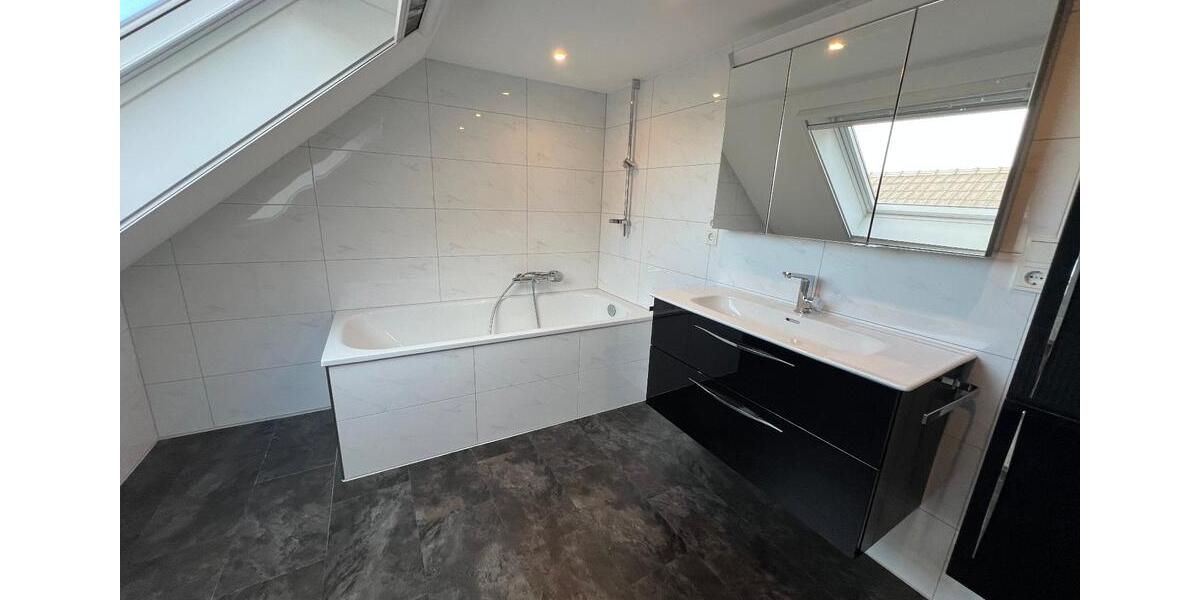 Mehrfamilienhaus, Wohnhaus Geldern - 12 Zimmer, 292 m&sup2;, 3.000&euro; | Angebot:25417361