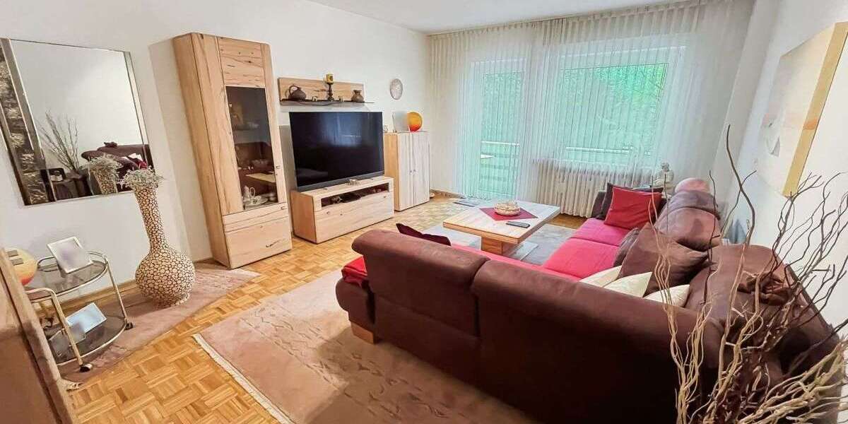 Etagenwohnung Duisburg - 3 Zimmer, 90 m&sup2;, 199.000&euro; | Angebot:25449778