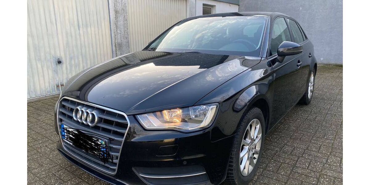 Audi A3 187.000 km 11.950 &euro; Düsseldorf 40231
