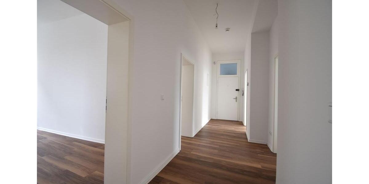 Etagenwohnung Oberhausen - 3 Zimmer, 109 m&sup2;, 1.165&euro; | Angebot:25222367